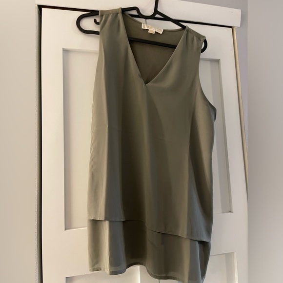 MICHAEL Michael Kors Tops - Michael Kors tank layered front - cotton back - gently worn
